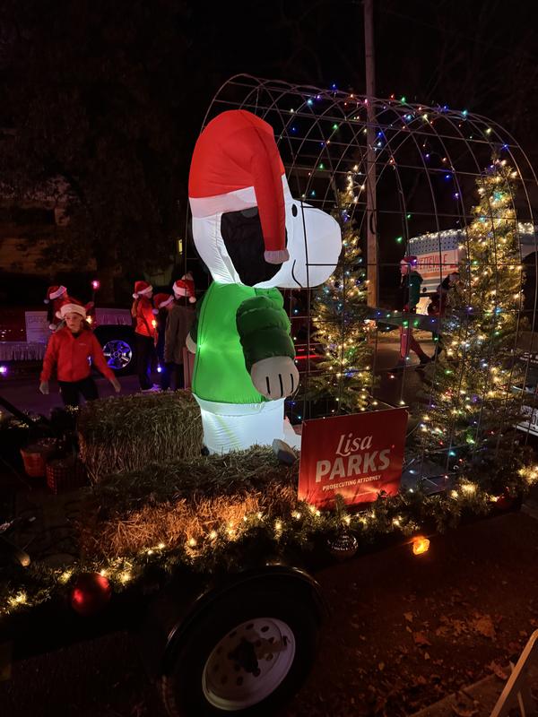 Peanuts 6-ft Lighted Peanuts Worldwide Snoopy Merry Christmas ...