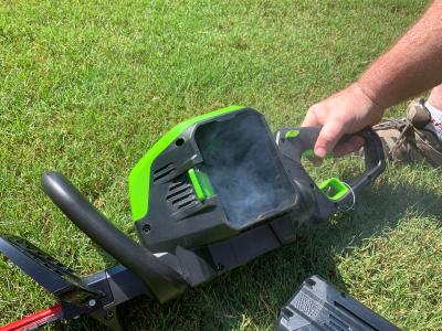 Greenworks G-Max 40V 24-Inch Cordless Rotating Hedge Trimmer (22262)