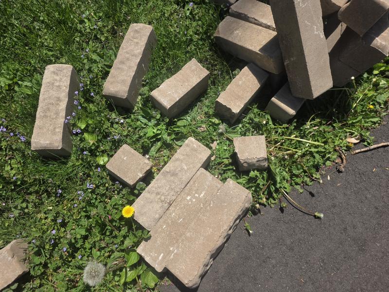 12-in L x 4-in W x 4-in H Tan/Brown Concrete Straight Edging Stone ...