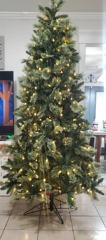 Holiday Living Grand Teton 9-ft Pine Pre-lit Artificial