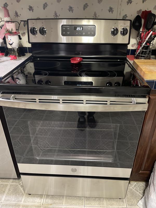 GE® 30 Free-Standing Electric Range - JBS60RKSS - GE Appliances