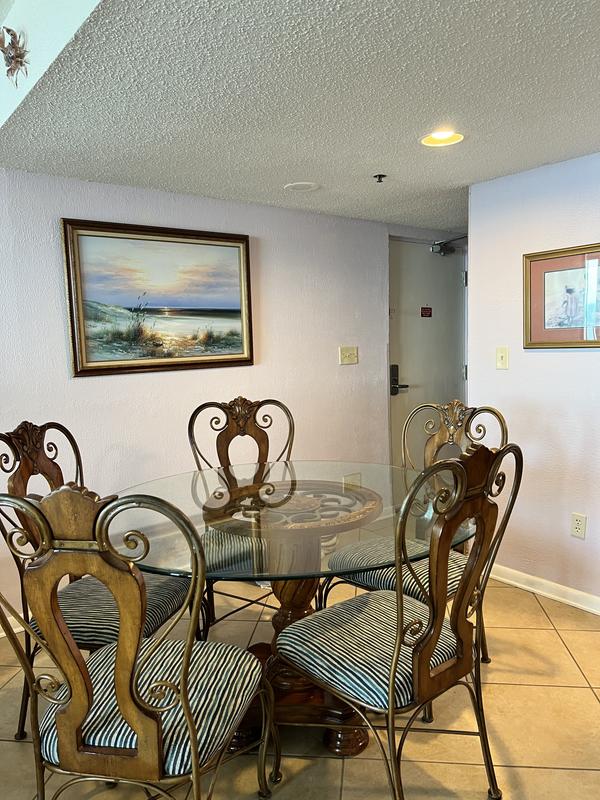 HGTV HOME by Sherwin-Williams Ovation Plus Eggshell Mint Whisper 5008 ...