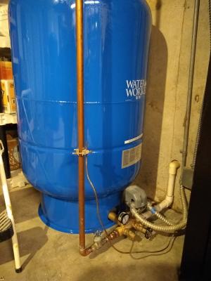 Water Worker 86-Gallon Vertical Pressure Tank in the Pressure Tanks  department at Lowes.com