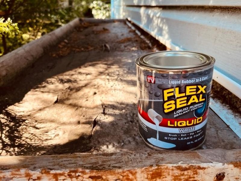 Flex Seal Liquid - Liquid Rubber Sealant Coating - Giant 128oz (White)  853517006368