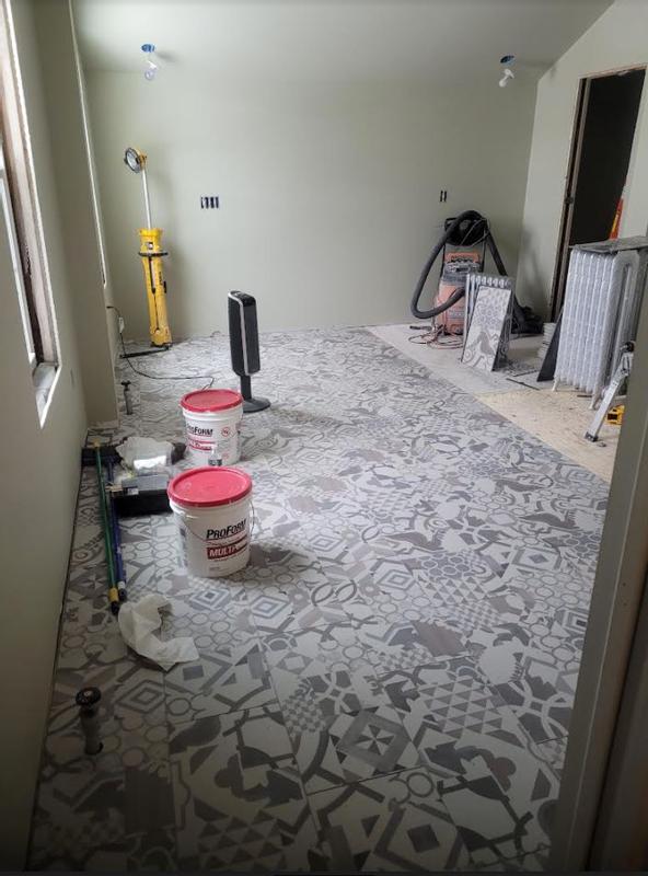 SMARTCORE Riverside Granite Gray Stone Look 20-mil x 12-in W x 24-in L ...