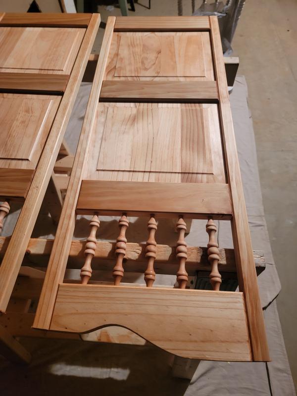 Pinecroft Royal Orleans 36-in x 42-in Unfinished Pine Wood