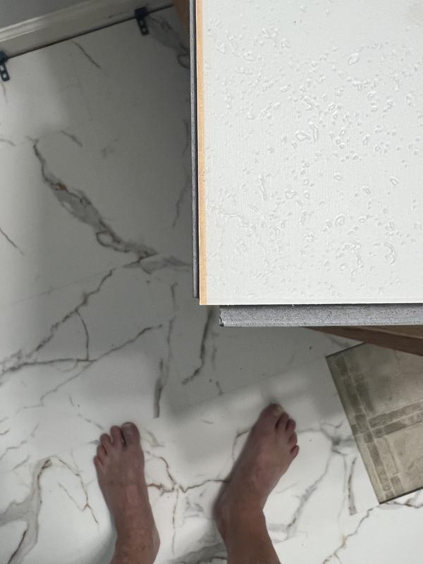 Pergo Rome Marble White Marble Look 22-mil x 12-in W x 24-in L ...