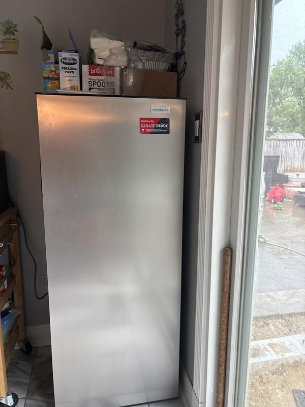 Frigidaire Convertible 10-cu ft Garage Ready Upright Freezer