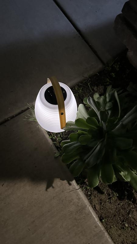 「Light Mellow Harbor」 Harbor Breeze 7.87-in x 8.66-in White Plastic Solar Outdoor