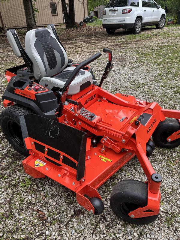 Ariens Apex 60-in 24-HP V-twin Gas Zero-turn Riding Lawn Mower