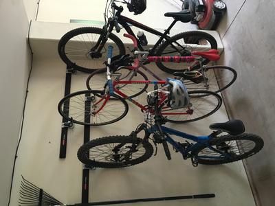 rubbermaid fasttrack bike rack