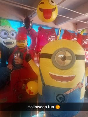 Universal Lighted Universal Pictures Despicable Me Minions Inflatable ...