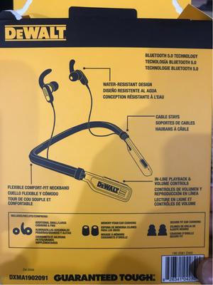 Dewalt discount headphones lowes