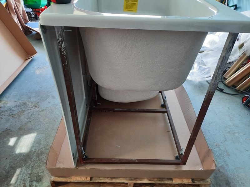 6 Jet Bathtub Mansfield – Urbandale ReStore