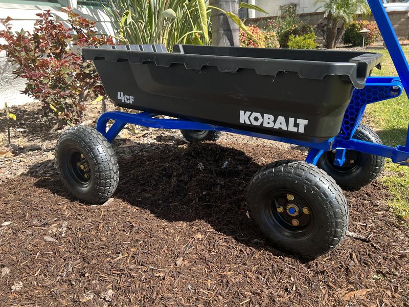 Kobalt 7cu Ft Poly Yard Cart In The Yard Carts Department