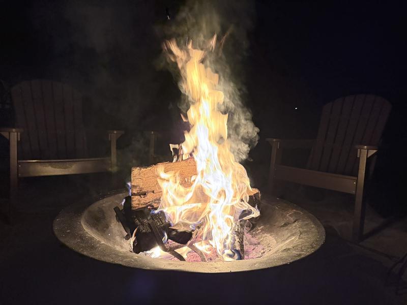 Duraflame Indoor/Outdoor 2.5-lb Fire Log (6-Pack) 00625 at Lowes.com