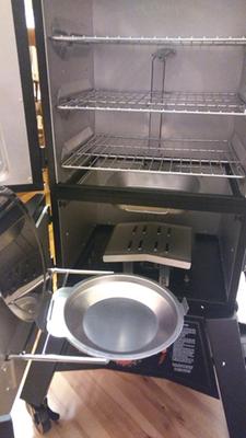 Masterbuilt John McLemore Signature Series 713-Sq in Black Gas Smoker in  the Gas Smokers department at