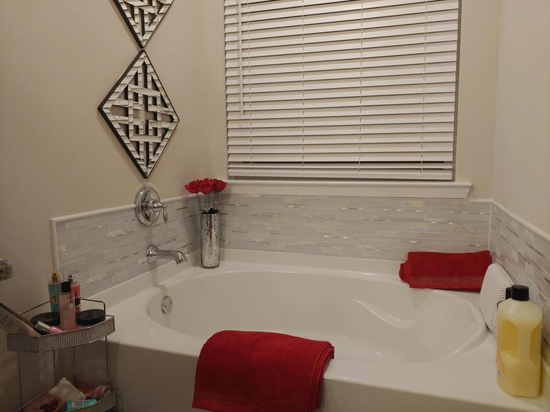 Peel&Stick Tile Polar Lights White 12-in x 13-in Glossy Glass; Metal; Stone Marble Linear Marble Look Peel and Stick Wall Tile (0.998-sq. ft/ Piece)