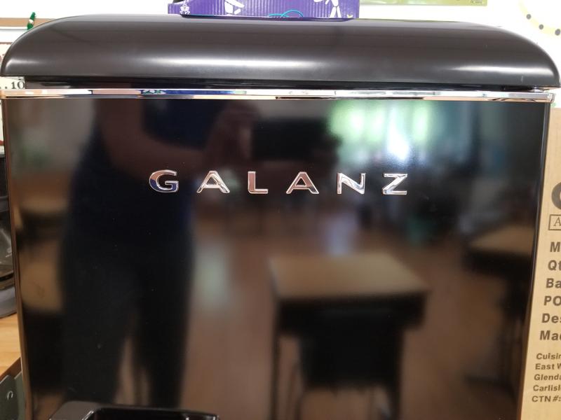 Galanz Retro 4.6 Cu. Ft. Mini Fridge Black GLR46TBKER - Best Buy