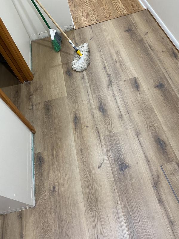 STAINMASTER PetProtect Arendal 7-mm x 9-in W x 60-in L Waterproof Interlocking Luxury Vinyl Plank Flooring (22.38-sq ft/case) STAINMASTER PetProtect Arendal 7-mm x 9-in W x 60-in L Waterproof Interlocking Luxury Vinyl Plank Flooring (22.38-sq ft/case)