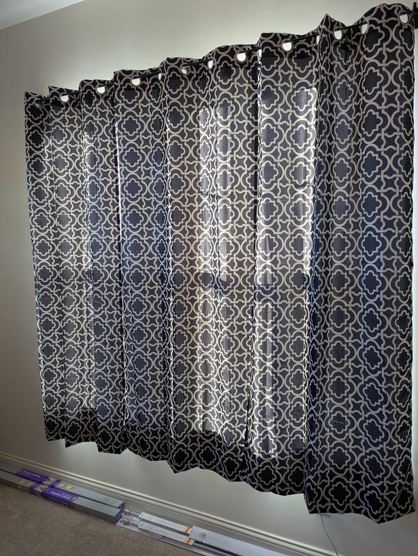 Sun Zero 95-in Black Trellis Blackout Interlined Grommet Single curtain ...