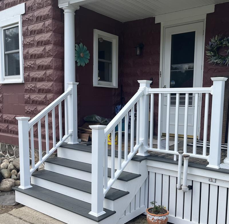 Deckorators Grab and Go 8-ft x 42-in White Composite Deck Rail Kit