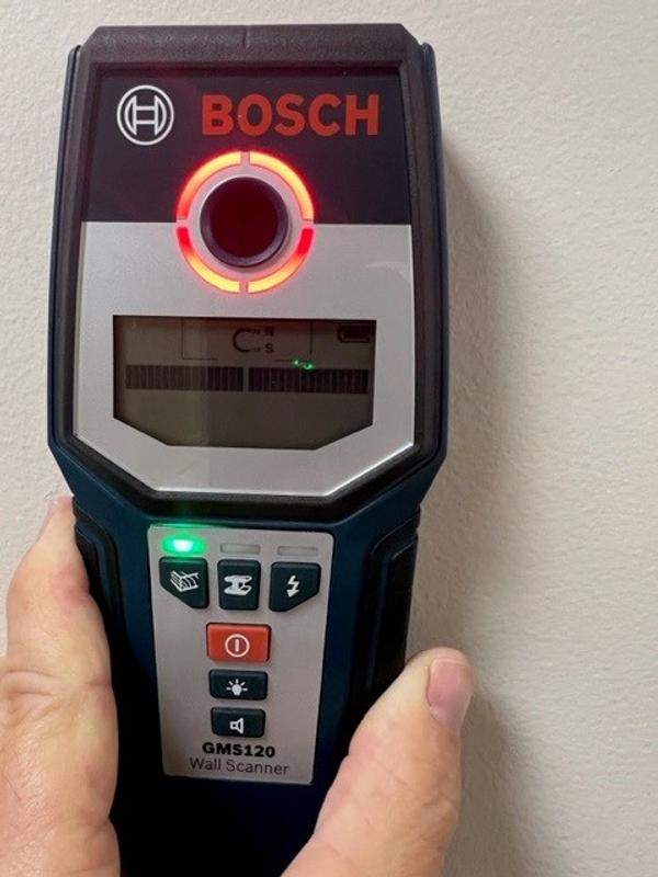 Bosch 4.75-in Scan Depth Electric/Metal/Wood Finder in the Stud Finders  department at