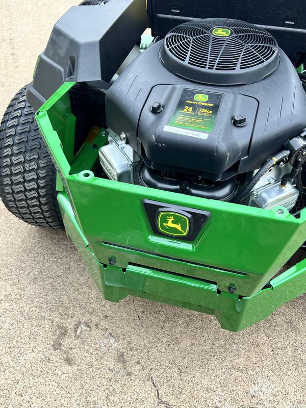 John Deere Z325E ZTrak 54 in 24 HP V twin Gas Zero turn Riding Lawn Mower in the Zero Turn Riding Lawn Mowers department at Lowes