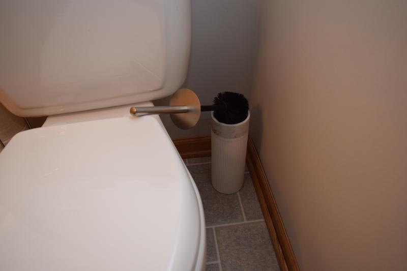 Buy Banyan Toilet Brush Holder Black from Kisah Ruang Shop