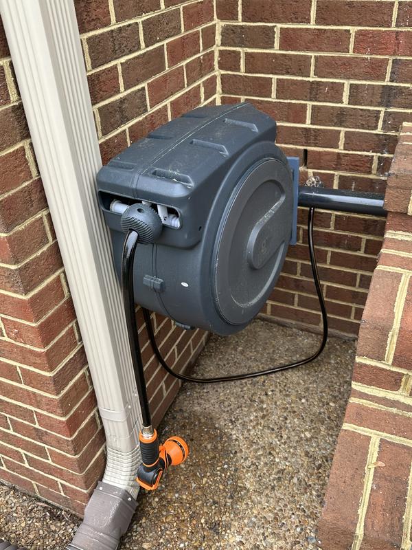 Giraffe Tools Retractable Hose Reel 1/2 Inch X 82FT,Heavy Duty Ground Mount Garden Hose Reel, Automatic Rewind, With 9-Function Sprayer Nozzle & Flexible Swivel Base Visit The Giraffe Tools Store $139.99 $ 139 . 99