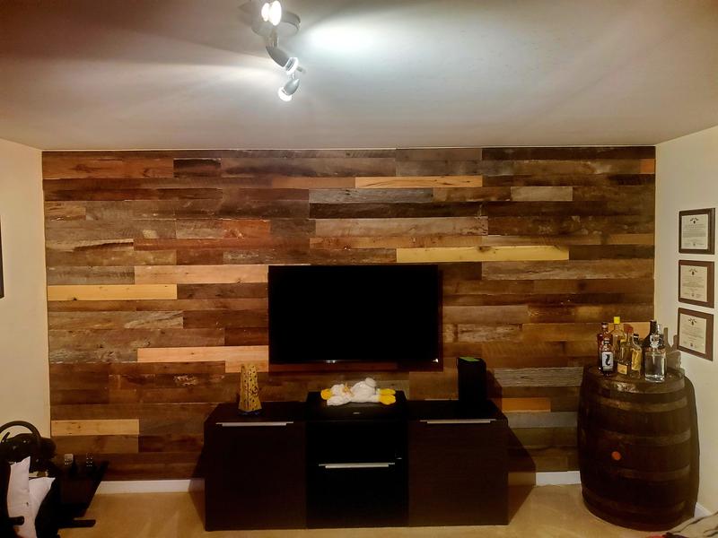 VINTAGE HARVEST RECLAIMED LUMBER 4-in x 4-ft Unfinished Reclaimed Wood Wall  Plank (250-sq ft) in the Wall Planks department at