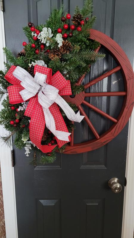 Sun-Ray 2-Pack Red Wood Farmhouse Decorative Object 4L2008 at Lowes.com