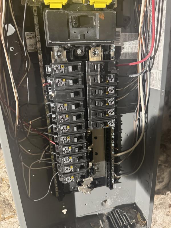 Siemens PN 225-Amp 42-Spaces 64-Circuit Indoor Convertible Main