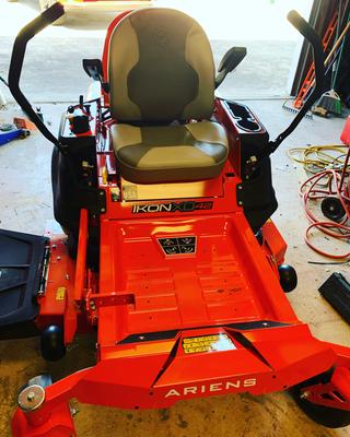 Ariens ikon xd 42 inch 18 hp zero turn mower 915268 outlet