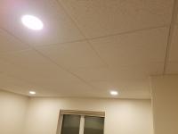 Common 48 In X 24 In Actual 47 75 In X 23 75 In 6 Pack White Fissured 3 4 In Drop Acoustic Panel Ceiling Tiles