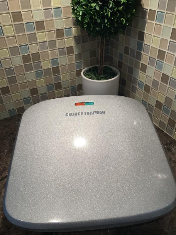 Spectrum Brands Grp3060b George Foreman 4-Serving Removable Plate