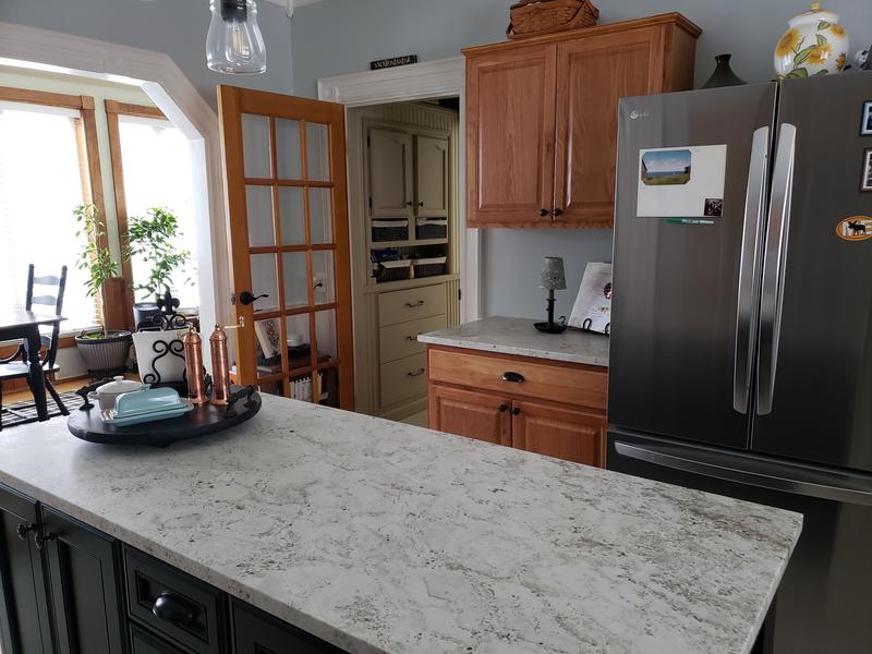 allen + roth Crater/Leathered Granite Brown Kitchen Countertop SAMPLE ...