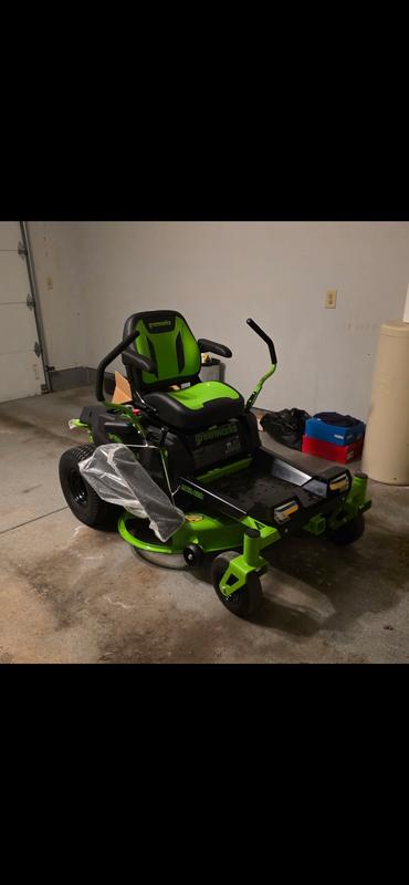 Shop Greenworks Pro Crossover Zero Turn 42-in Lithium Ion Electric