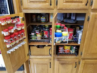 Reico  Pull Out Pantry Storage Kitchen Cabinet Accessories