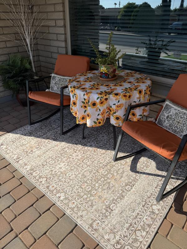 allen + roth Vintage Floral 5 X 7 (ft) Indoor Floral/Botanical