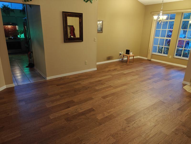 LVP - Naturals 5-in Hot Springs Hickory Handscraped Engineered Hardwood Flooring (20.01-sq ft)
