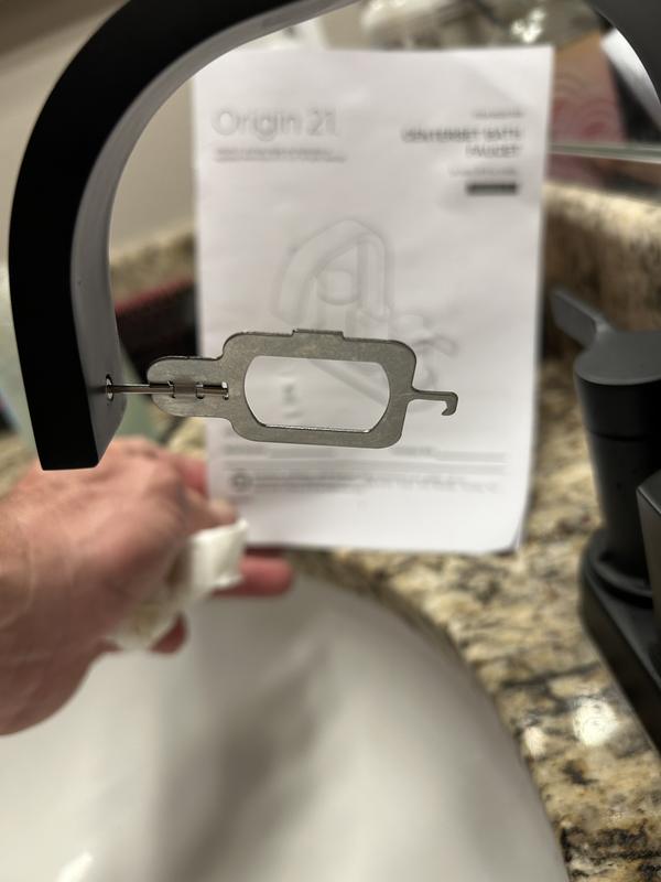 Allen and Roth Veda Chrome Single Hole 1 Handle WaterSense Bathroom ...