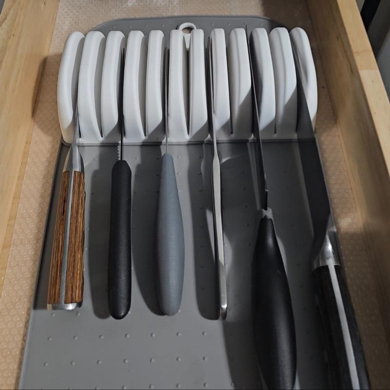 Style Selections 15.08-in x 8.2-in Gray Plastic Stackable Knife Block ...