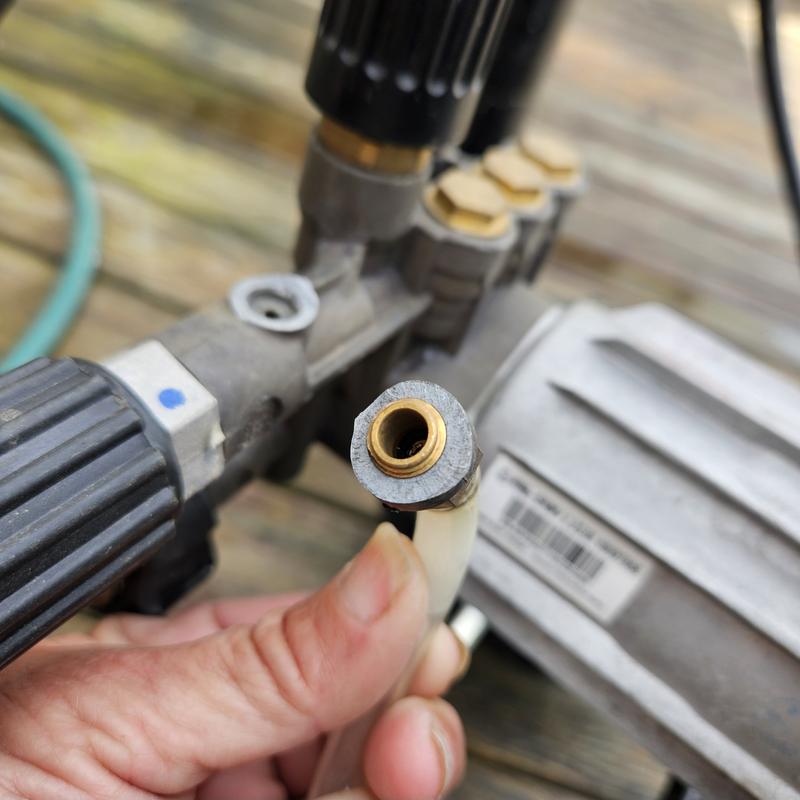 Shop CRAFTSMAN CRAFTSMAN 3100 PSI 2.4 GPM Gas Pressure Washer with ...