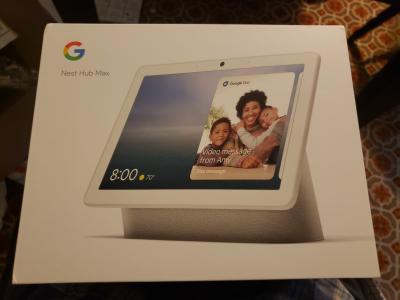 Google Nest Hub Max Smart Speaker with Google Assistant