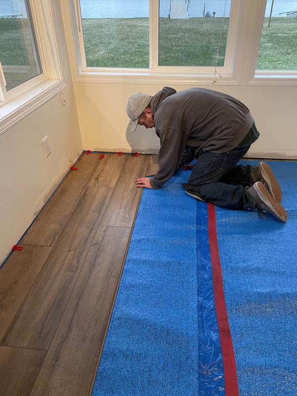 allen + roth Valencia Oak 8.03-in W x 47.63-in L Smooth Wood Plank Laminate Flooring allen + roth Valencia Oak 8.03-in W x 47.63-in L Smooth Wood Plank Laminate Flooring