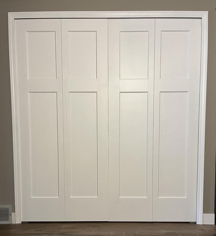 Masonite Winslow 36-in x 80-in Primed 3-panel Craftsman Hollow Core Primed Molded Composite Bifold Door Hardware Included