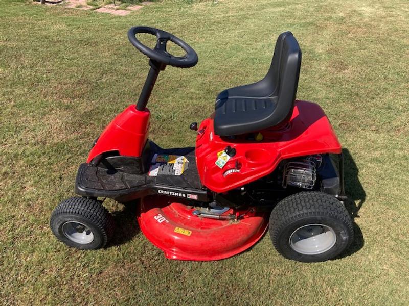 R110 discount craftsman mower