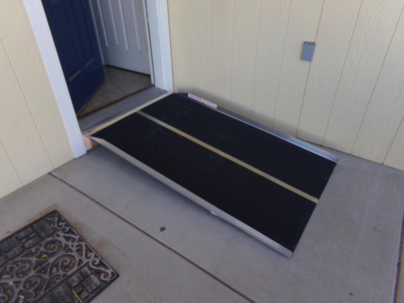 Prairie View Industries 5-ft x 36-in Aluminum Solid Entryway Wheelchair ...
