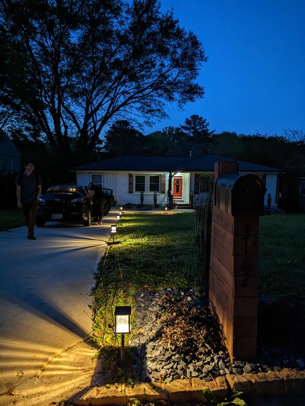 Harbor Breeze 150-Lumen 2.5-Watt Specialty Textured Bronze Low Voltage ...
